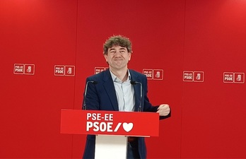 Intervención de Andueza en un acto del PSE.