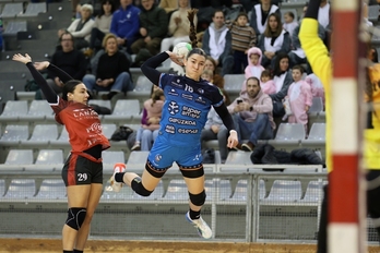 Somoza ha estado efectiva con su lanzamiento exterior en el primer tiempo.