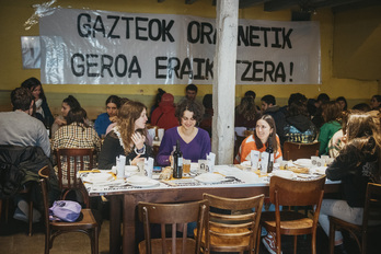 2023an Hazparnen egin zuen Gazte Eguna Xuti Gazte!-k, Bagirarekin batera.