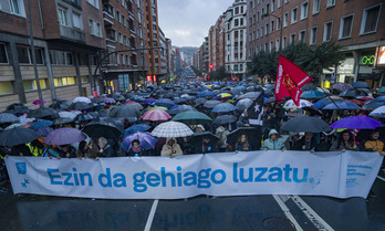 Urtarrilaren 10ean presoak behingoz etxera bidean jartzeko Bilbon eginiko manifestaldiak.