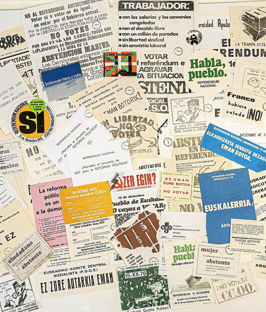 Collage con diversas publicaciones de carácter político. (Juantxo Egaña)