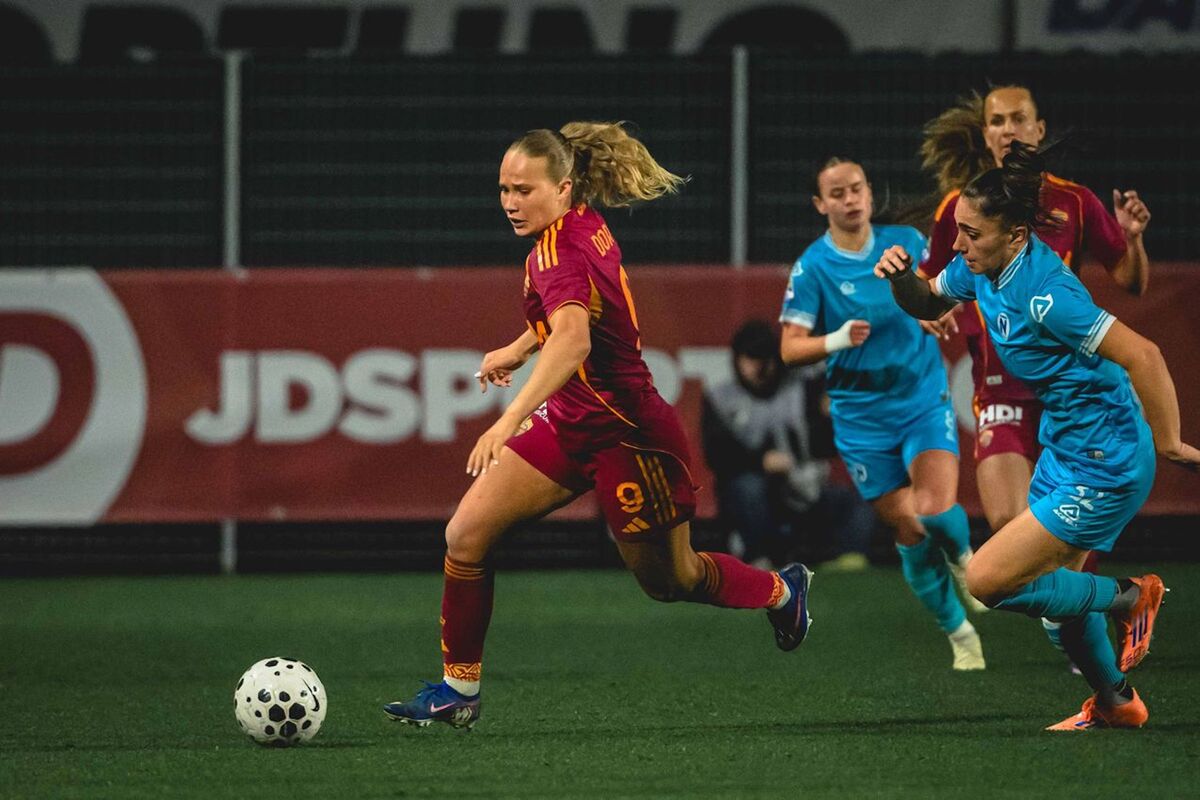 La pelea por el título se aprieta en Italia tras el empate entre Roma y Nápoles (AS Roma)