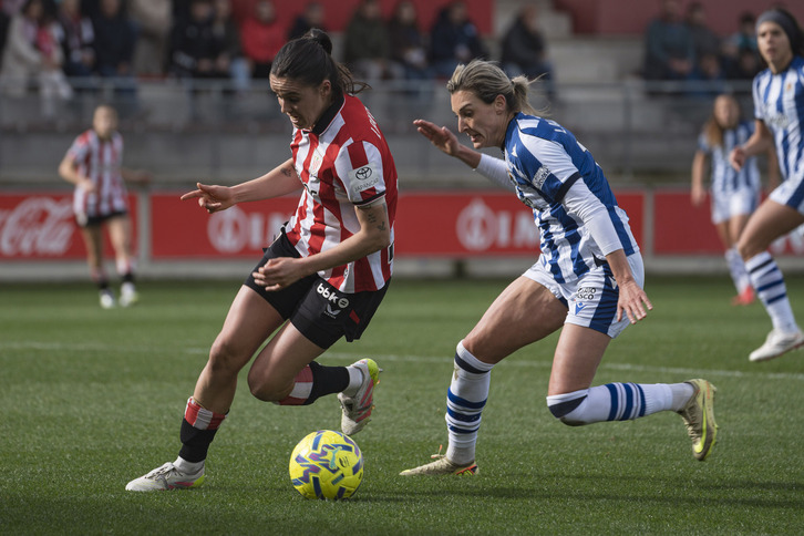 La victoria en el derbi mantiene a la Real firme en la tercera plaza.