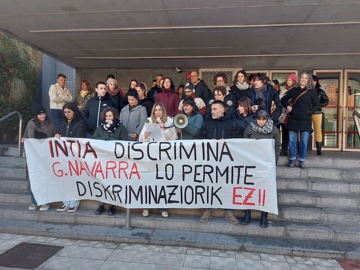 Una de las concentraciones realizadas por los trabajadores ante el Departamento de Desarrollo Rural y Medio Ambiente del Gobierno de Nafarroa.