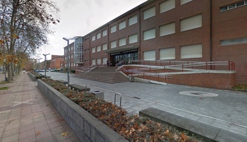 EHU suspende las clases presenciales del lunes que viene en Gasteiz.