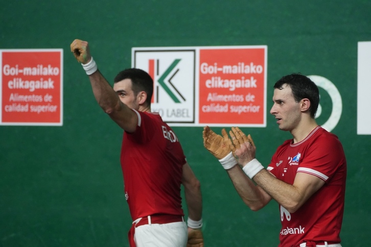 Binakako Txapelketako kanporaketako partida: Altuna III.a eta Ezkurdia, Zabalaren eta Martijaren kontra.