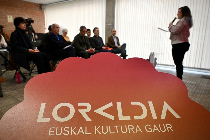 Loraldiaren edizio berria Euskararen Etxean egin zen.
