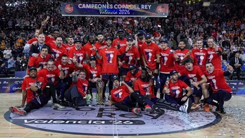 Betirako geratuko den argazkia: Saski Baskonia 2026ko Kopako txapeldun.