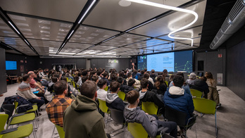 Saioak batxilergoko lehenengo ikasleei zuzenduta daude. 