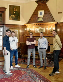 0Sociedad Bilbainan elkartu ziren Del Rio, Urrutia, Gaubeka eta Madariaga palistak, egungo egoera aztertu eta aurrera begirako urratsak zehazteko.