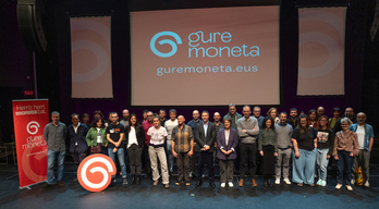 Errenterian aurkeztu zuten Gure Moneta ekimena.