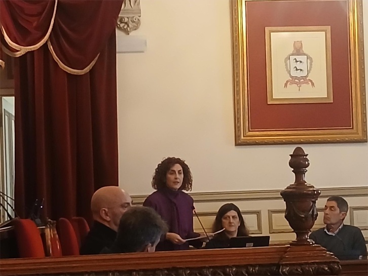 Karmele Tubilla, en su despedida en el pleno municipal.