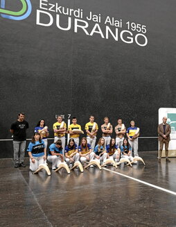 Puntistak, atzo, Durangoko Ezkurdin.