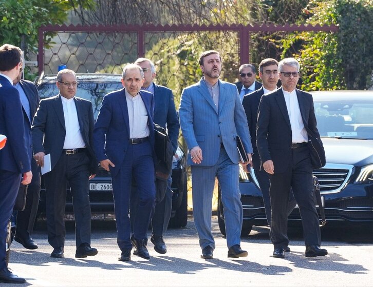 La delegación iraní llega a la reunión de Ginebra.