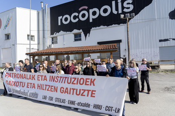 Concentración de las fuerzas sindicales para denunciar la muerte laboral de Pablo Estremera.