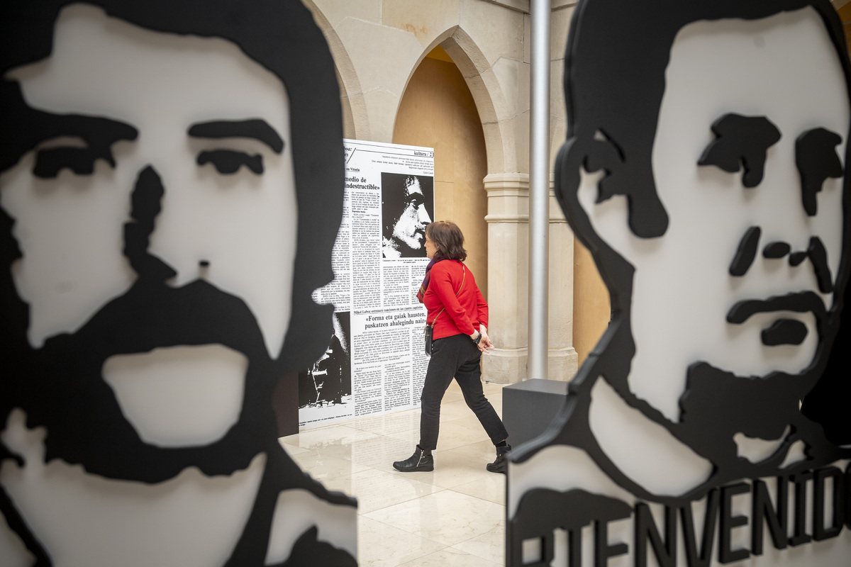 Erakusketaren irudia.