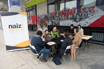 Naiz Irratiak saio berezia egin du Gasteizko Zaramaga auzotik