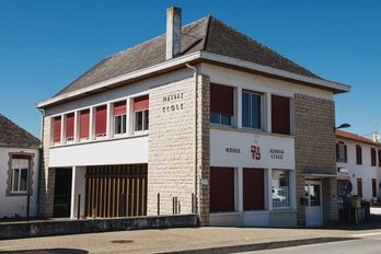 Les bureaux de vote seront ouverts de 8 heures à 18 heures.