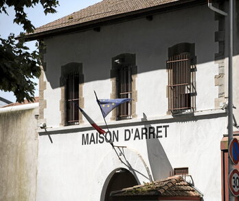 Baionako kartzelaren ataria.