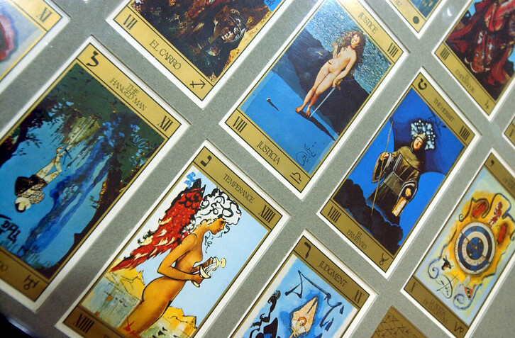 Fournier Museoaren bilduman gaitzat musika duten karta sorta zainduak izango dira ikusgai.