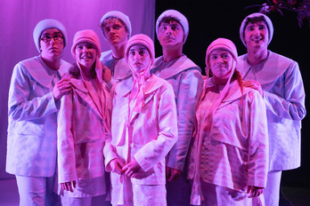 La Gazte Konpainia de Pabellón 6, en su nuevo montaje.