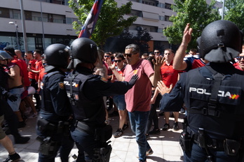La actuación de la Policía Foral en El Sadar está siendo muy cuestionada.