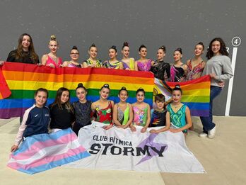 Hamairu kirol-klub batu dira LGTBIQ+ fobiaren aurkako ekimenera.