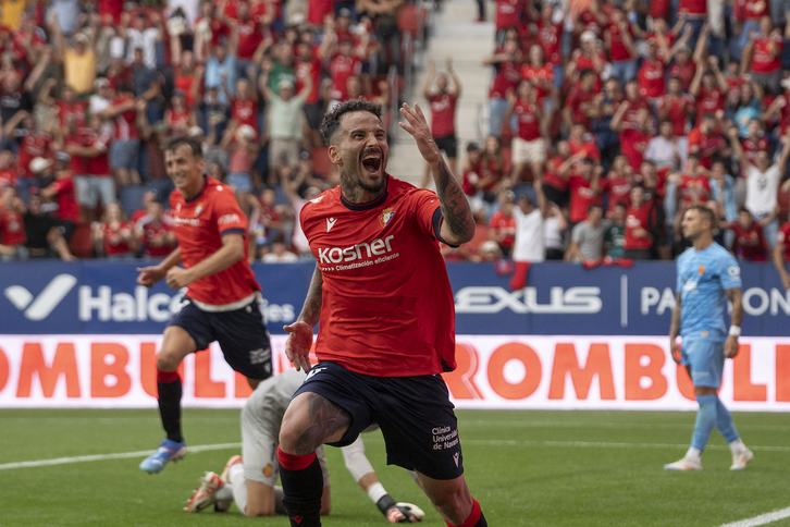 Osasuna ganó 1-0 al Mallorca en su última visita a Iruñea, con gol de Rubén García, que en la imagen celebra su diana.