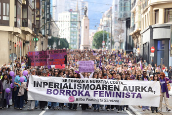 Pancarta de la movilización del Movimiento Feminista de Euskal Herria en Bilbo.