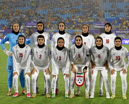 Las iraníes posan antes de su encuentro frente a Australia en la Copa Asiática.