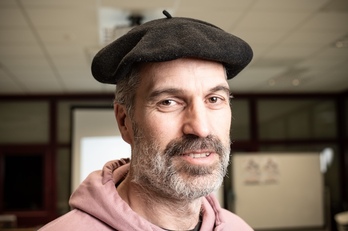 À l’occasion des élections municipales et communautaires de mars 2026, Antton Etxeberri livre son regard dans MEDIABASK.