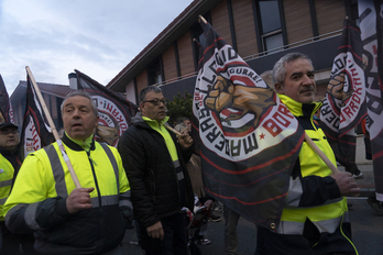 Trabajadores de Maderas de Llodio, en una reciente protesta.