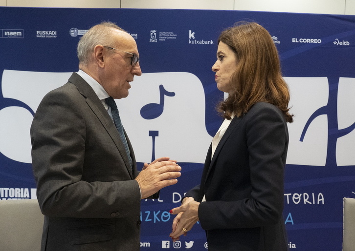 Ramiro González junto a Maider Etxebarria.