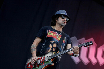 Phil Campbell, durante un concierto de Motörhead en Corea del Sur.