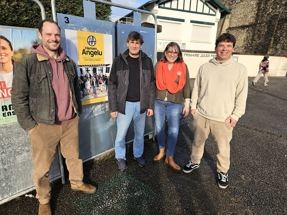 Les quatre têtes de liste d’Hemen Angelu ont pris la pose ensemble.
