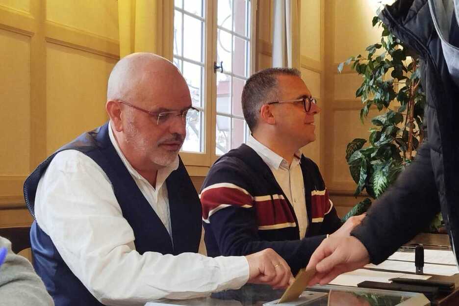 À Urrugne, le maire sortant, Filipe Aramendi, remet son écharpe en jeu.