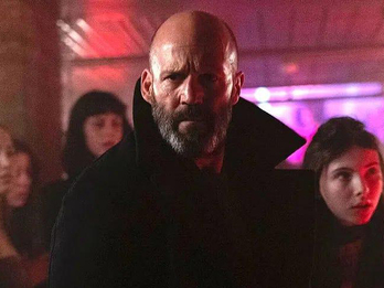 Escena de  ‘SHELTER: EL PROTECTOR’
