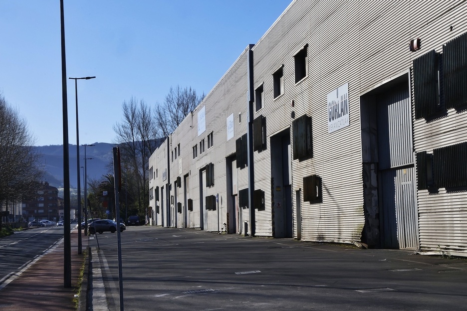 Lantegi hutsak Oarsoaldean.