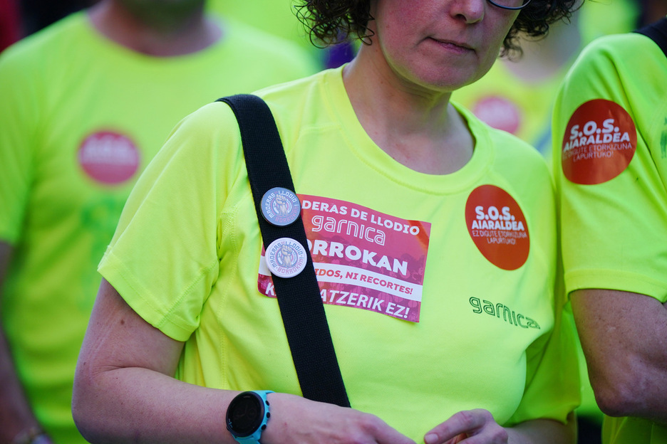 Maderas de Llodiokoak ere, Aiaraldeko protestan.