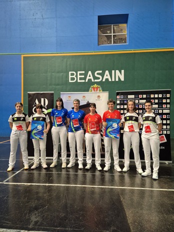 Ados Pilotak asteazken honetan aurekeztu ditu finalerdiak Beasainen.