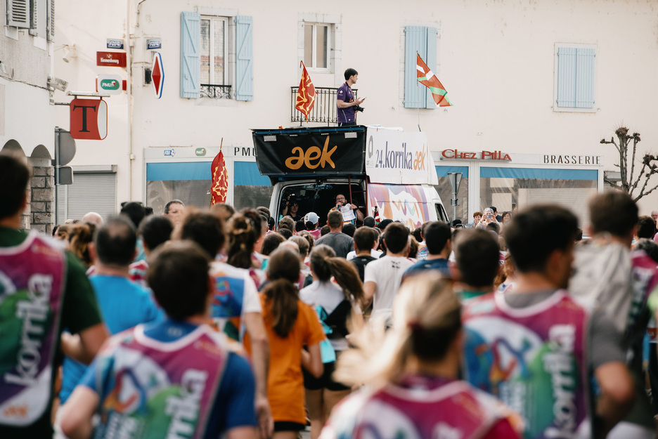 Jendetza Maulen ere. Jendetza Maulen ere.