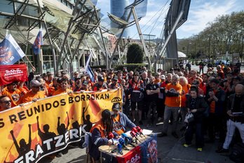 Convocatoria del comité de empresa de Tubos Reunidos en Amurrio, este viernes.