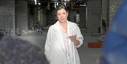 Ane Oyarbide, en el mercado de La Breta.