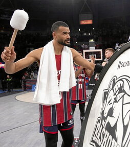 Luwawu-Cabarrot acabó tocando el bombo como MVP, aunque nadie brilló del todo.