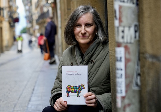 Yurre Ugarte, bere eleberri berria aurkezten.