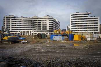 Imagen de archivo de nuevas viviendas en Zarautz.