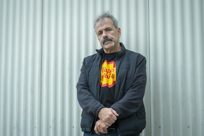 Hamargarren lana du Joseba Tapiak bere bakarkako ibilbidean.