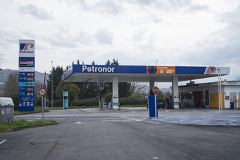 Precios del carburante en una gasolinera de Bilbo a principios de marzo.