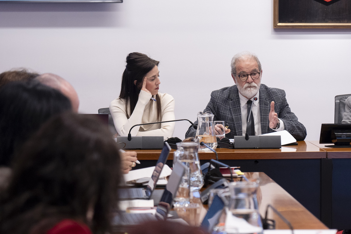 Los expresidentes de Comptos salen en defensa del actual por la inédita ...