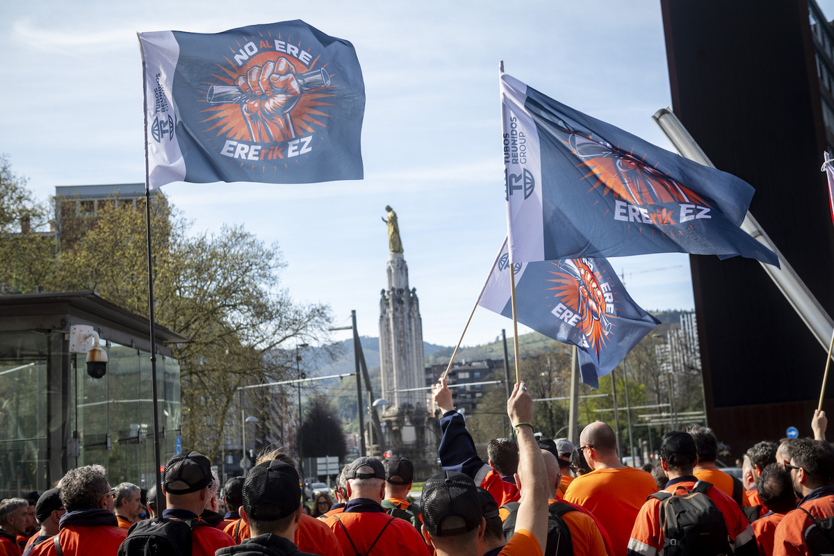 Azpikontratekin kontratuak eteten hasi da Tubos Reunidos, LABek salatu duenez